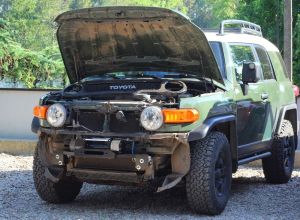 Монтажна плоча за лебедка на Toyota FJ Cruiser